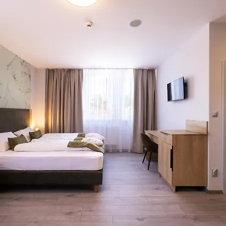 Lipa Hotel Lipany